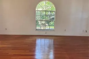 4964 44th Ave N, Saint Petersburg, FL 33709 - Photo 13