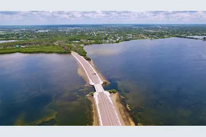 511 Seaview Drive, Tarpon Springs, FL 34689 - Photo 71