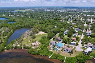 511 Seaview Dr, Tarpon Springs, FL 34689 - Photo 67