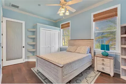 511 Seaview Drive, Tarpon Springs, FL 34689 - Photo 49