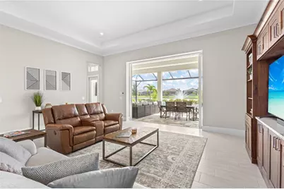 8241 Pavia Way, Lakewood Ranch, FL 34202 - Photo 5