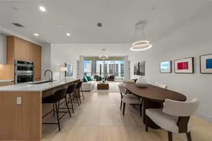 301 Quay Commons, Sarasota, FL 34236 - Photo 5