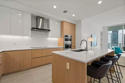 301 Quay Commons #1008, Sarasota, FL 34236 - Photo 15