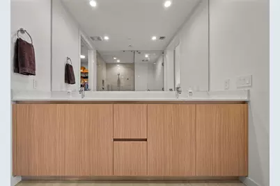 301 Quay Commons #1008, Sarasota, FL 34236 - Photo 25