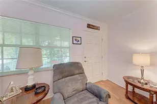 514 Howard Ct, Sarasota, FL 34236 - Photo 9