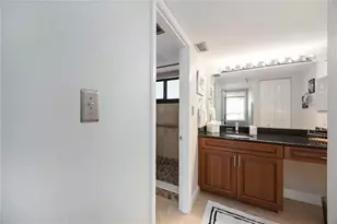 11 Sunset Dr, Sarasota, FL 34236 - Photo 35