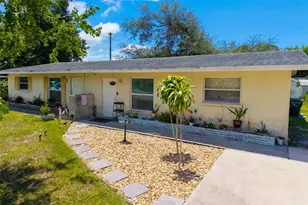 528 Briarwood Rd, Venice, FL 34293 - Photo 19