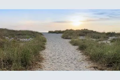 528 Briarwood Road, Venice, FL 34293 - Photo 37