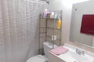 528 Briarwood Rd, Venice, FL 34293 - Photo 5