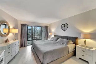 5855 Midnight Pass Rd, Sarasota, FL 34242 - Photo 23