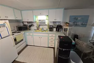 707 49th Ave Dr W, Bradenton, FL 34207 - Photo 5