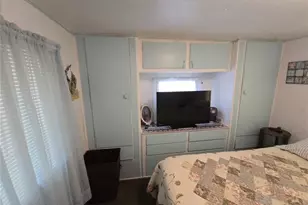 707 49th Ave Dr W, Bradenton, FL 34207 - Photo 11