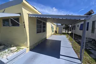 707 49th Ave Dr W, Bradenton, FL 34207 - Photo 3