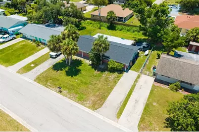 544 Briarwood Road, Venice, FL 34293 - Photo 39