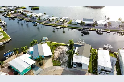 314 Bahama Drive, Palmetto, FL 34221 - Photo 1