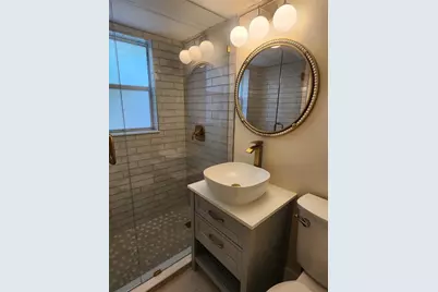 565 Golden Gate Point #1, Sarasota, FL 34236 - Photo 13