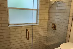 565 Golden Gate Point, Sarasota, FL 34236 - Photo 15