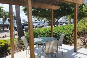 565 Golden Gate Point, Sarasota, FL 34236 - Photo 19