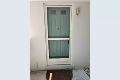 565 Golden Gate Point #1, Sarasota, FL 34236 - Photo 3