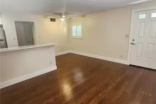 565 Golden Gate Point, Sarasota, FL 34236 - Photo 5