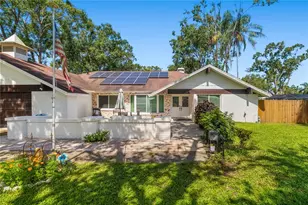 4007 Hudson Ln, Tampa, FL 33618 - Photo 1