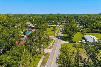 4007 Hudson Lane, Tampa, FL 33618 - Photo 3