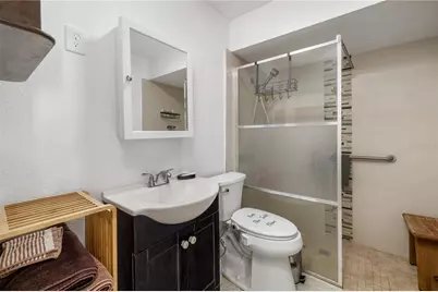 4007 Hudson Lane, Tampa, FL 33618 - Photo 17