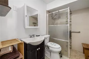 4007 Hudson Ln, Tampa, FL 33618 - Photo 17