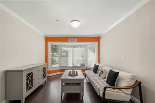 4007 Hudson Ln, Tampa, FL 33618 - Photo 11