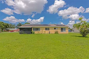 2500 Roxbury Cir, North Port, FL 34287 - Photo 15