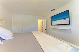 9810 Dorado Ave, Bradenton, FL 34210 - Photo 15