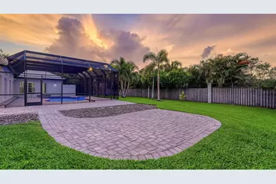 3639 Beneva Oaks Boulevard, Sarasota, FL 34238 - Photo 39