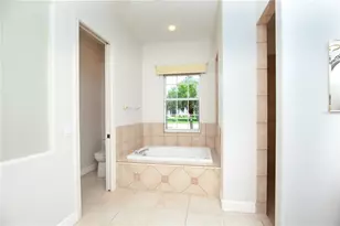 9996 Cherry Hills Ave Cir, Bradenton, FL 34202 - Photo 13