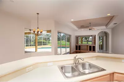 9996 Cherry Hills Avenue Circle, Bradenton, FL 34202 - Photo 19