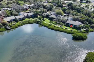 1627 Brookhouse Dr, Sarasota, FL 34231 - Photo 53