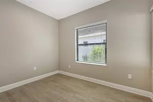 2150 Bamboo Palm Cv, Bradenton, FL 34212 - Photo 5
