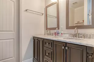 86 Arbor Oaks Dr, Sarasota, FL 34232 - Photo 23