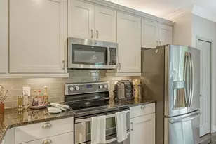 86 Arbor Oaks Dr, Sarasota, FL 34232 - Photo 17