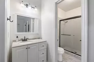 10020 Strafford Oak Ct, Tampa, FL 33624 - Photo 17