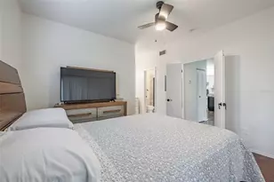 10020 Strafford Oak Ct, Tampa, FL 33624 - Photo 15