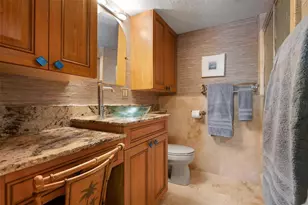 1007 Gulf Dr N, Bradenton Beach, FL 34217 - Photo 33