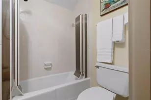 1007 Gulf Dr N, Bradenton Beach, FL 34217 - Photo 39