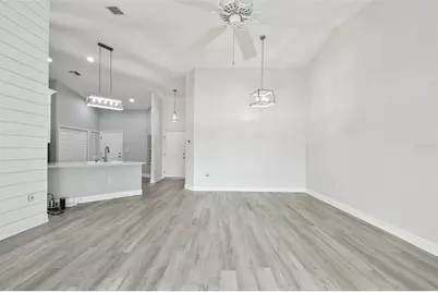 1709 Edgewater Lane, Palmetto, FL 34221 - Photo 9