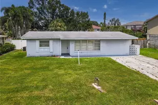 344 51st St Ct W, Palmetto, FL 34221 - Photo 3