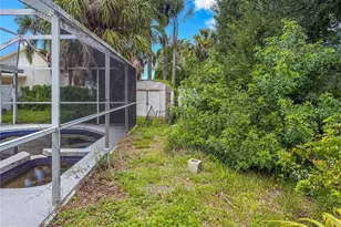 344 51st St Ct W, Palmetto, FL 34221 - Photo 33