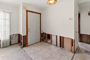 344 51st St Ct W, Palmetto, FL 34221 - Photo 7