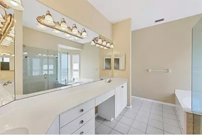 6935 Lennox Place, University Park, FL 34201 - Photo 15