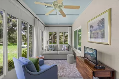 4239 Carriage Drive #36, Sarasota, FL 34241 - Photo 9