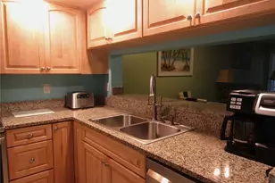 4733 Winslow Beacon, Sarasota, FL 34235 - Photo 9