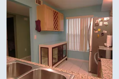 4733 Winslow Beacon #13, Sarasota, FL 34235 - Photo 7